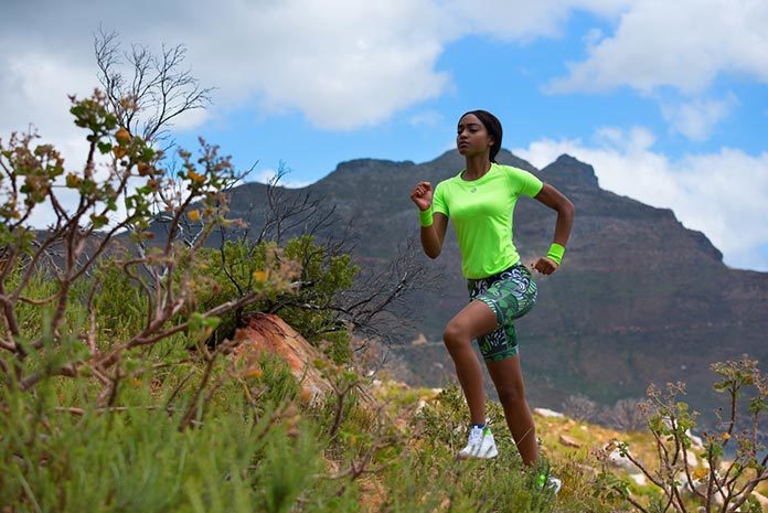 Jak wybrać legginsy sportowe i getry do biegania?