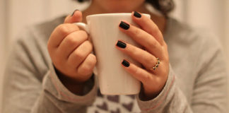 Paznokcie tytanowe w pigułce – wszystko, co musisz o nich wiedzieć