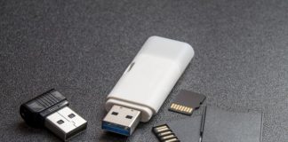 jak odzyskać zdjęcia z karty pamięci