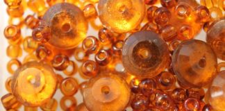 jak rozpoznać bursztyn